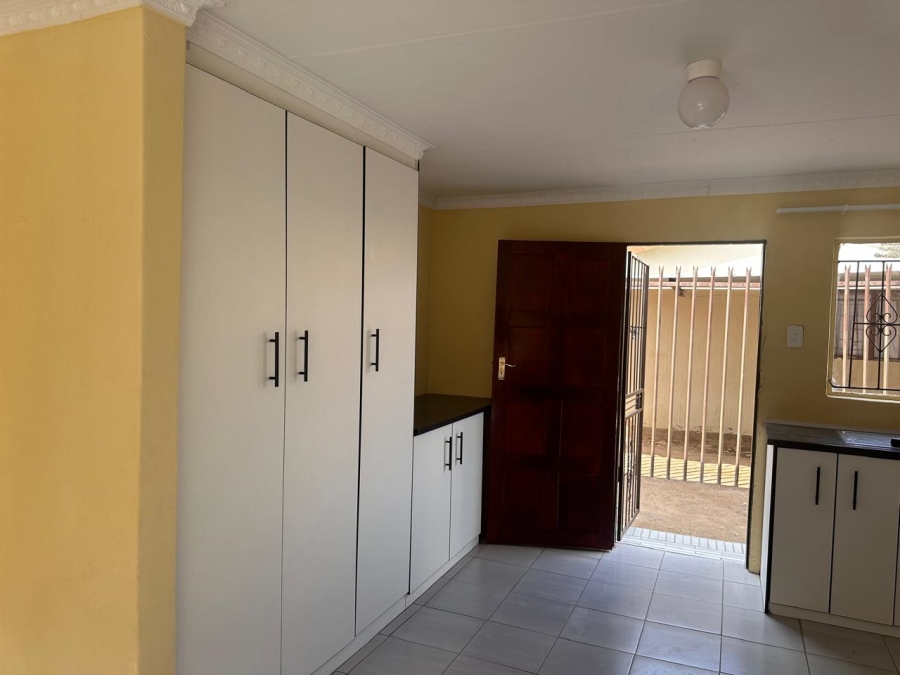 4 Bedroom Property for Sale in Blomanda Free State